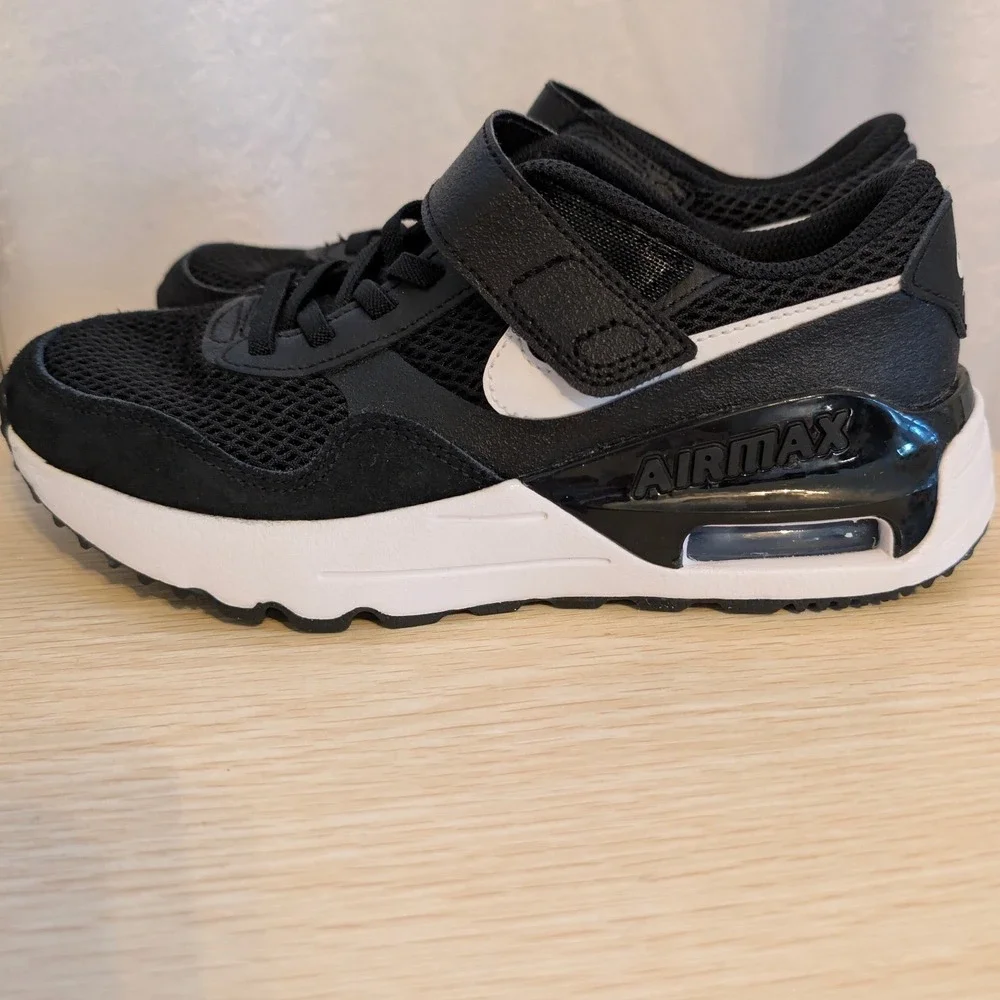 Nike Air Max Unisex Kids 3 Elastic Lace Black White Retro Athletic Sneaker NEW